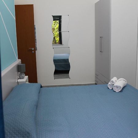 Villa Anita Apartments Capo dʼOrlando Extérieur photo
