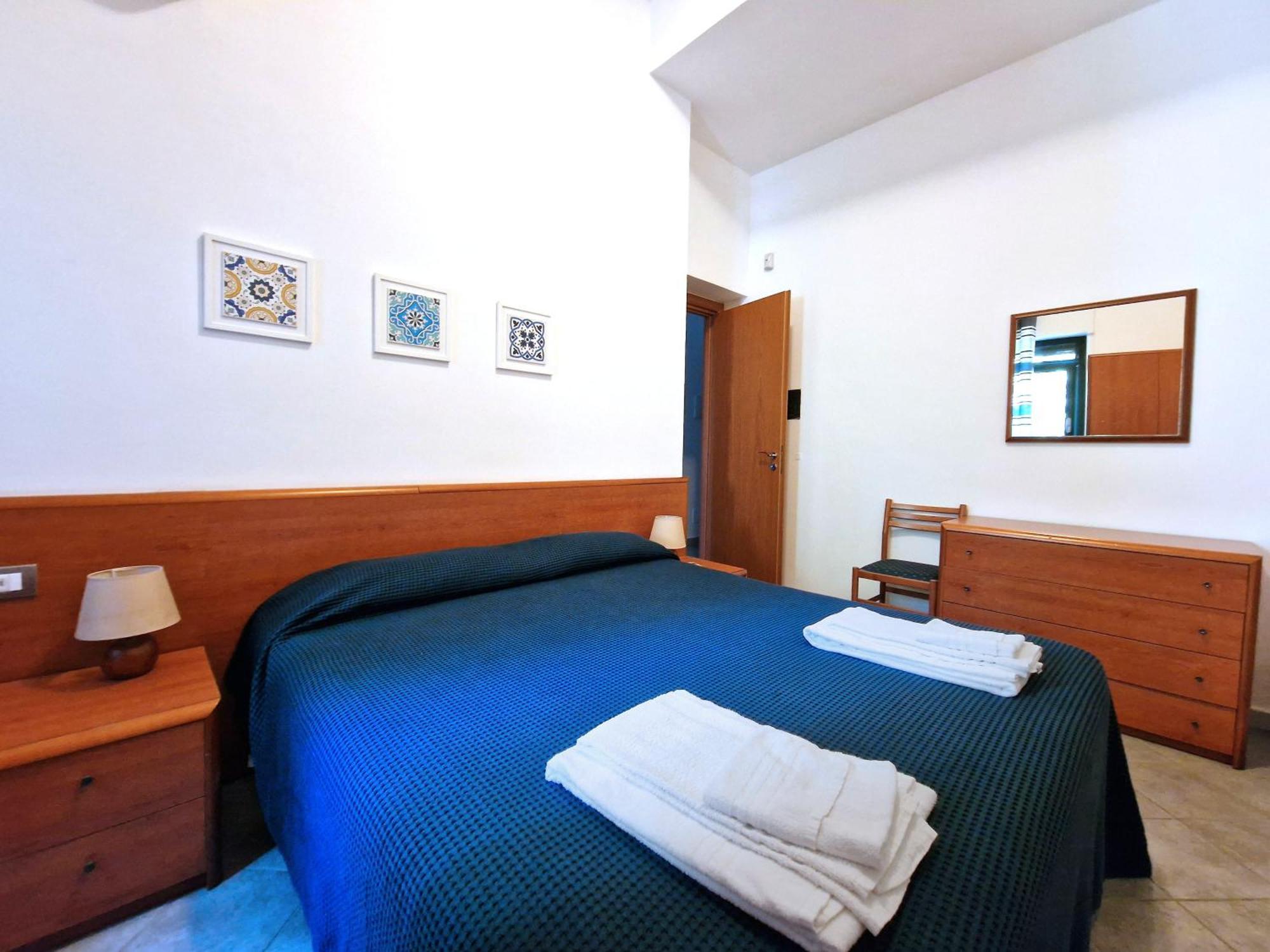 Villa Anita Apartments Capo dʼOrlando Chambre photo