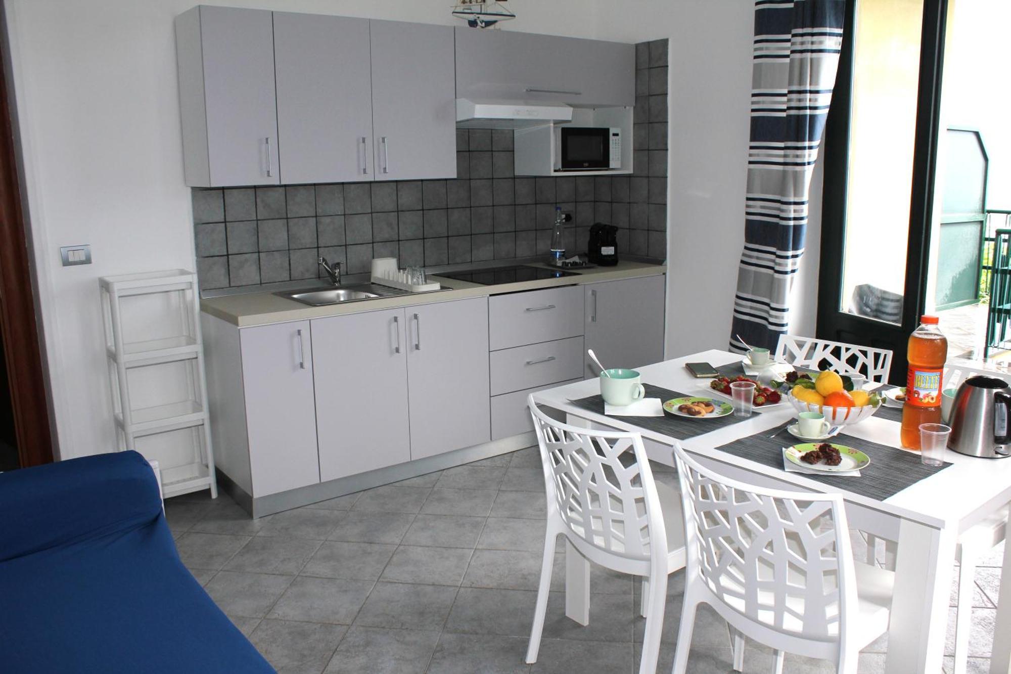 Villa Anita Apartments Capo dʼOrlando Extérieur photo