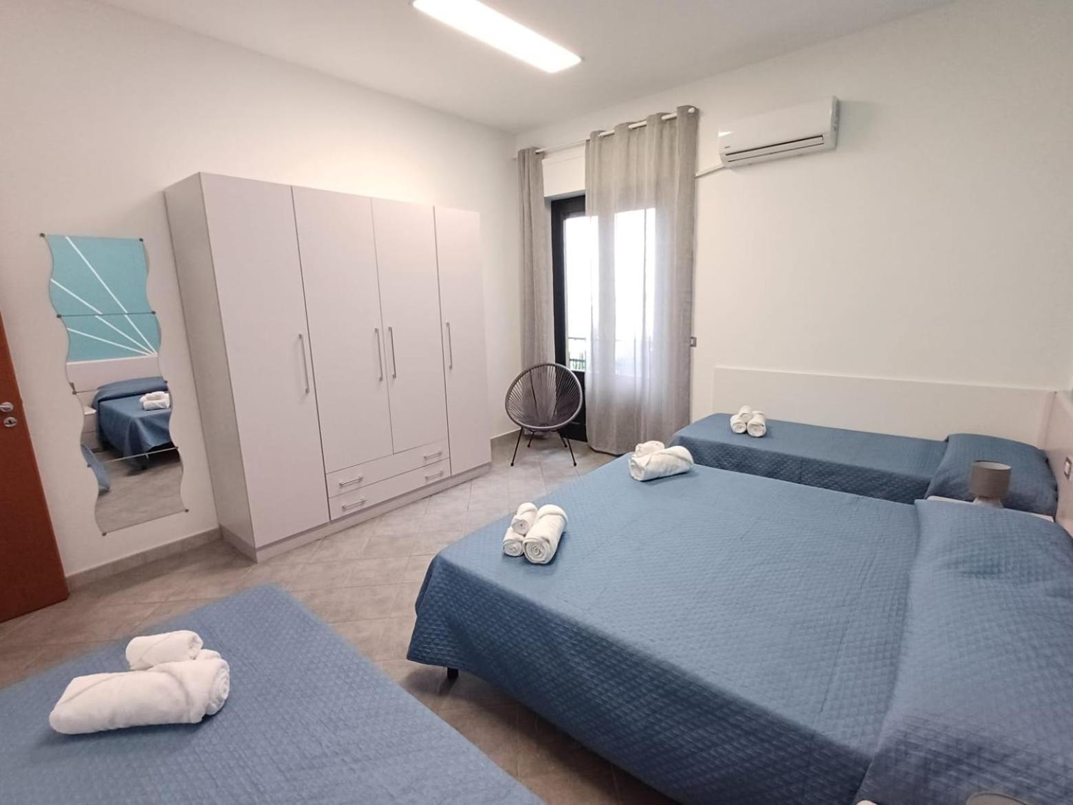 Villa Anita Apartments Capo dʼOrlando Extérieur photo